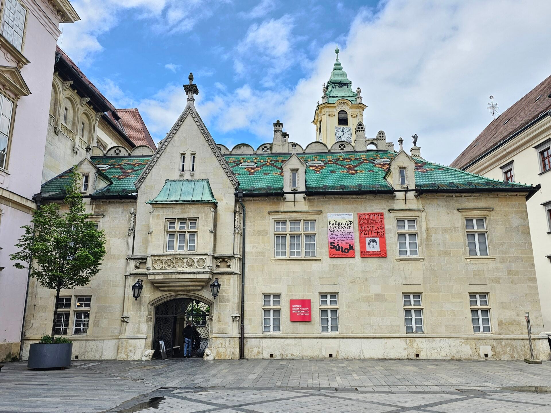 Μπρατισλάβα: Από το ιστορικό κέντρο στην ανάβαση στο κάστρο και στη νέα Σλοβάκικη Πινακοθήκη