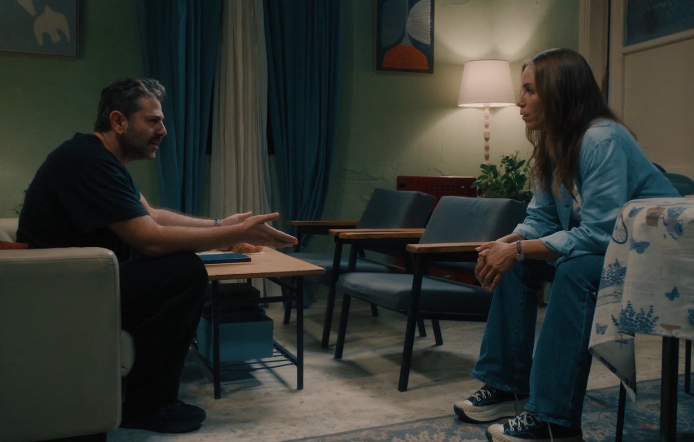 «Μπλε Ώρες»: Ο Άγγελος εξομολογείται στην Εύα όσα κρατά μέσα του, ενώ βρίσκεται σε ευάλωτη κατάσταση
