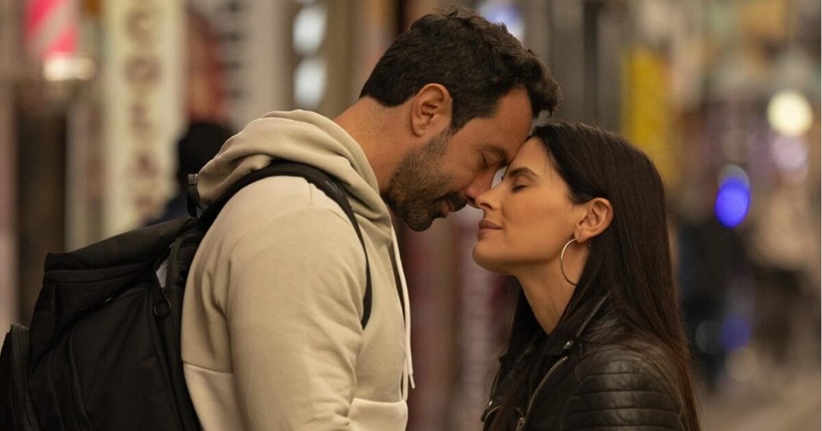 Χριστίνα Μπόμπα και Σάκης Τανιμανίδης: Έζησαν μια ιδιαίτερη οικογενειακή στιγμή στο Μουσείο του Λούβρου – Φωτογραφίες από το Παρίσι