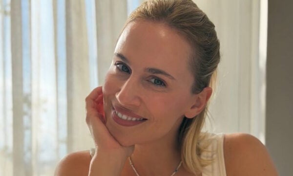 Νάντια Μπουλέ: Έγινε 42 και γιόρτασε τα γενέθλιά της – «Κάθε χρονιά φέρνει νέες εξελίξεις, χαρές, απογοητεύσεις»