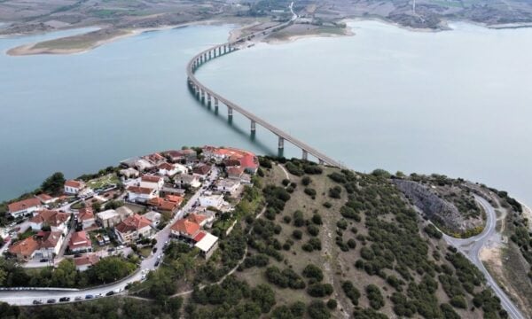 1 ώρα και 43 λεπτά από τη Θεσσαλονίκη: Στο χωριό με τη μαγική θέα, τους θρύλους και την ξεχωριστή ιστορία