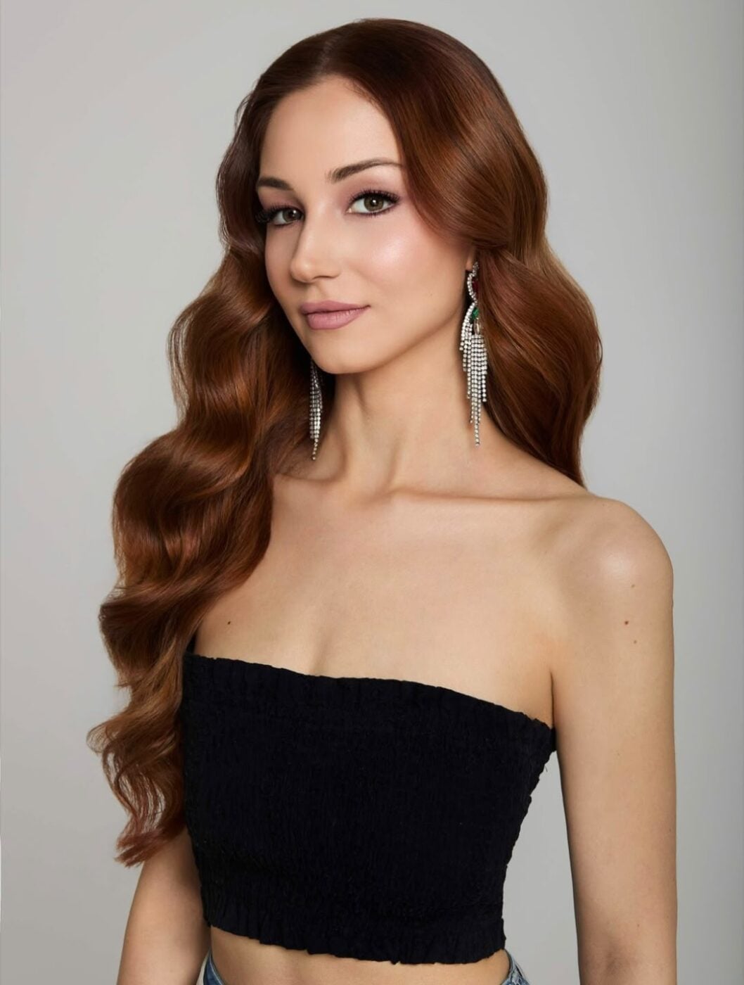 Ολίβια Βασιλοπούλου: Η Miss Universe Greece 2026 μιλά πέντε ξένες γλώσσες και νοηματική – «Μπορούμε να έχουμε και ομορφιά και φωνή»