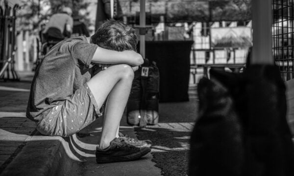 «Το Χαμόγελο του Παιδιού»: Τρία παιδιά την ημέρα ζητούν στήριξη για αυτοκτονικότητα και αυτοτραυματισμό