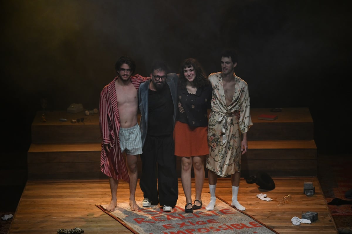 «The Dreamers»: Η επίσημη πρεμιέρα της παράστασης του Κωνσταντίνου Ρήγου στο Σύγχρονο Θέατρο