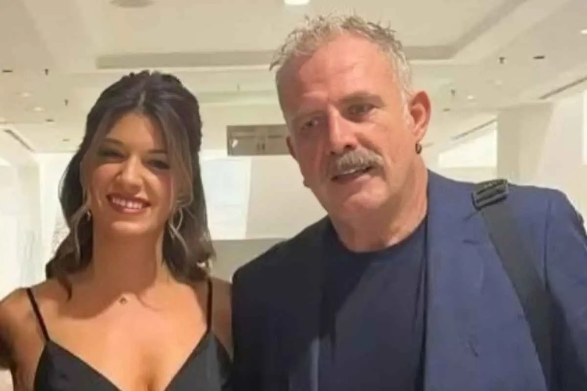 Πασχάλης Τσαρούχας: «Υπέροχη γυναίκα μου» για την Κατερίνα Νοτοπούλου – Τα γλυκόλογα και το ταξίδι στο ηφαίστειο