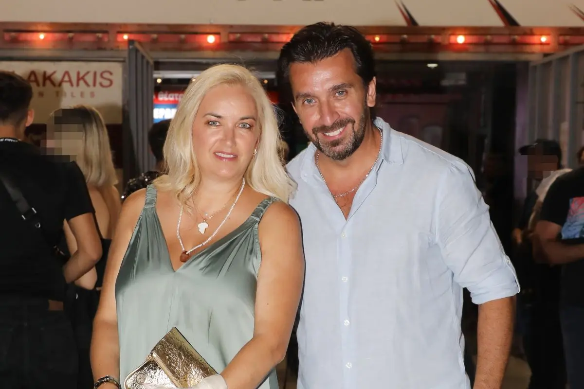 Θάνος Πετρέλης: Παραμένει ερωτευμένος με τη γυναίκα του έπειτα από 30 χρόνια – «Δεν έχουμε περάσει ποτέ κρίση»