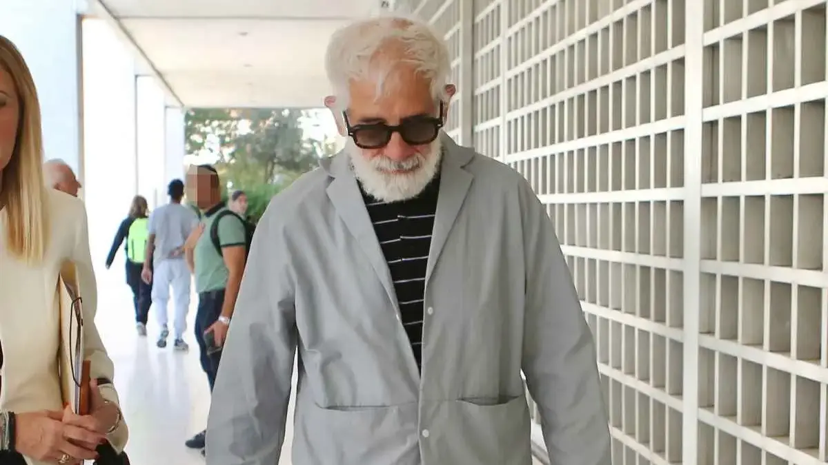 Στο θέατρο ενδέχεται να επιστρέψει ο Πέτρος Φιλιππίδης