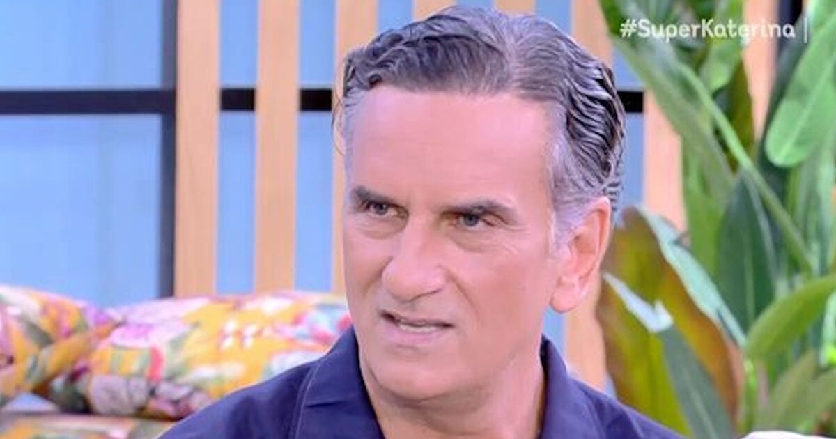 Νίκος Ψαρράς: Ο γιος τους έρχεται τη νύχτα στο κρεβάτι και κοιμάται ανάμεσά τους