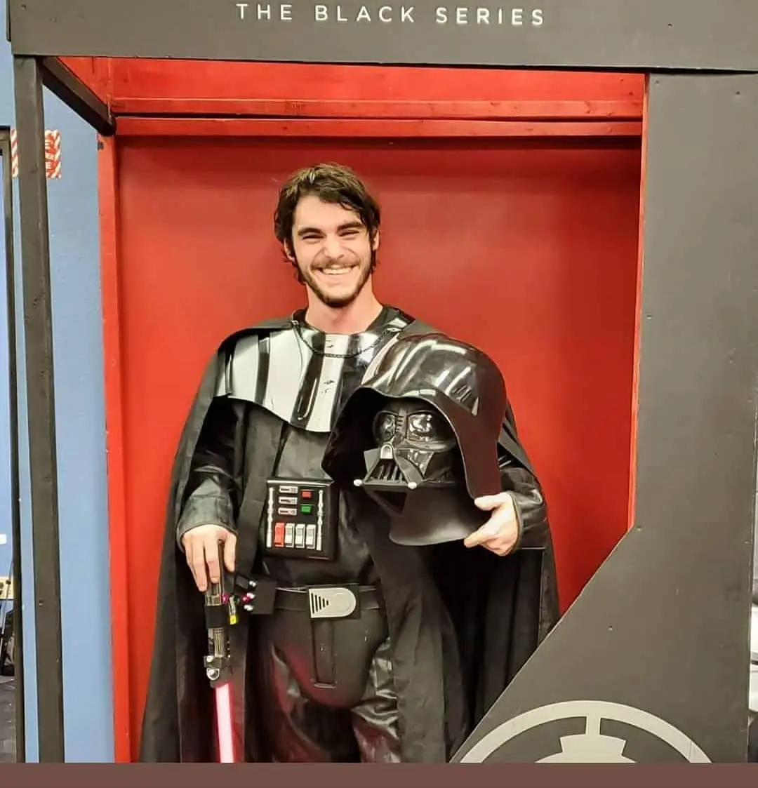 RJ Mitte: Νεκρός στο σπίτι του στο Τέξας ο 34χρονος πρωταγωνιστής του «Breaking Bad»