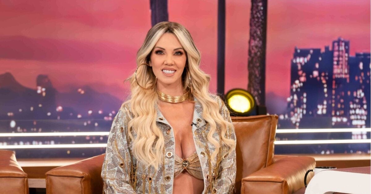 Σάσα Μπάστα: Μιλά για το φύλο και το όνομα του δεύτερου παιδιού της και τα δύσκολα παιδικά χρόνια – «Αγκαλιαζόμασταν για να ζεσταθούμε»