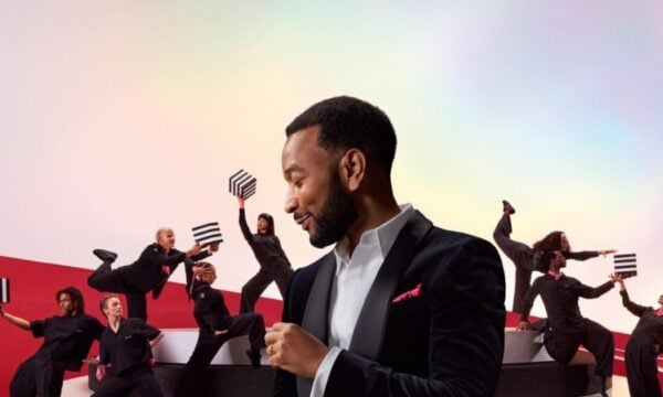 Sephora: Ο John Legend στη χριστουγεννιάτικη καμπάνια του 2026 στην Ευρώπη