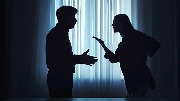 Βόλος: Ανακάλυψε τον λογαριασμό του συζύγου της στο OnlyFans και ο καβγάς τους κατέληξε στο Αυτόφωρο