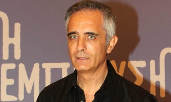 Σωκράτης Αλαφούζος: Η μητέρα του είχε σκεφτεί να διακόψει την εγκυμοσύνη – «Θα μπορούσε να μην είχα έρθει σε αυτό τον κόσμο»