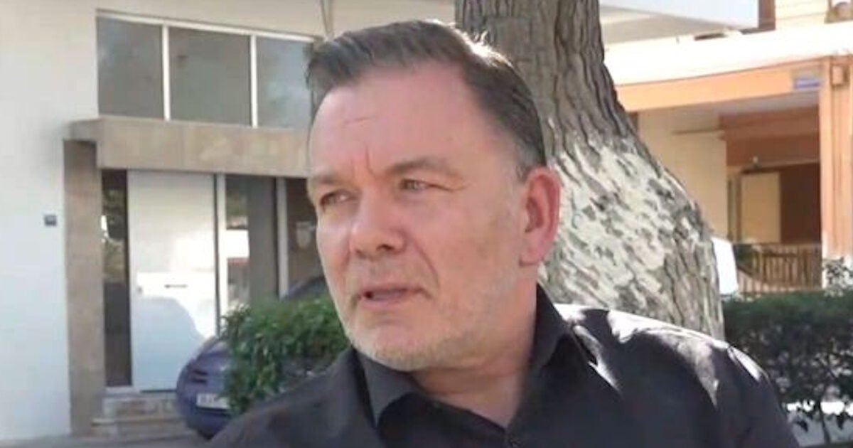 Σπύρος Λάμπρου: Οι δύσκολες στιγμές ως πολεμικός ανταποκριτής – «Έτρεχαν όλοι από το ένα σπίτι στο άλλο για να σωθούν»