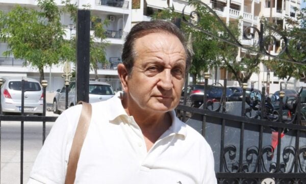 Σπύρος Μπιμπίλας: Τα σχόλια που δέχεται όταν ανακοινώνει θανάτους – «Χάρε, πάλι πήρες κάποιον»