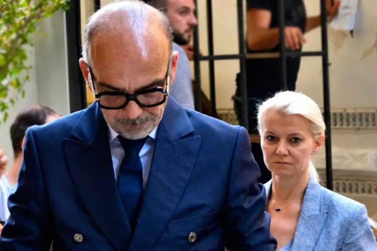 Θάνατος Μαζωνάκη: Ο γιατρός ζητεί έλεγχο στο κινητό του για «μέθη» και «Μαζωνάκης»