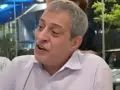 Θέμης Αδαμαντίδης: Τραγούδησε ακαπέλα και σήκωσε την ταβέρνα στο πόδι – Το βίντεο έγινε viral