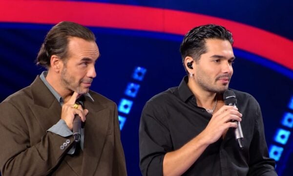 The Voice: Οι κριτές συγκινήθηκαν για τον Γιώργο Μαζωνάκη – «Δεν έκρυβε τα σκοτάδια του»