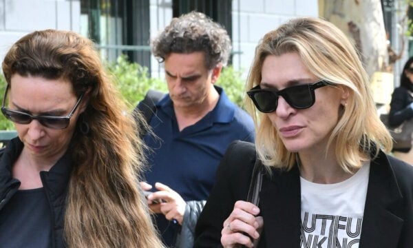 Δίκη Κιμούλη: Η Ζέτα Δούκα, η Δώρα Χρυσικού και ο Νίκος Ψαρράς περιμένουν την απόφαση – «Πιστεύουμε στη δικαιοσύνη»