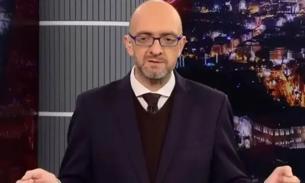 ONE Channel: Διέκοψε τη συνεργασία με τον Σταμάτη Ζαχαρό μετά τις χυδαιότητες για τους νεκρούς των Τεμπών
